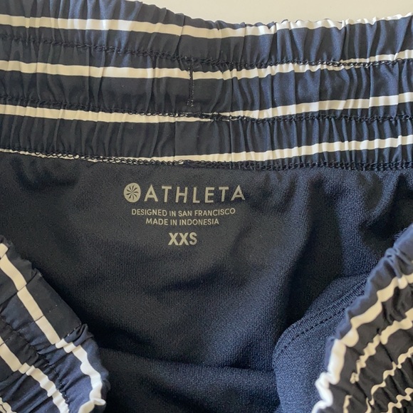 Very clean - Picture 2 of 2